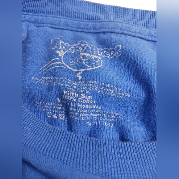 Angry Bird short sleeve crew neck pullover graphic tee, size small, color blue - Picture 3 of 6